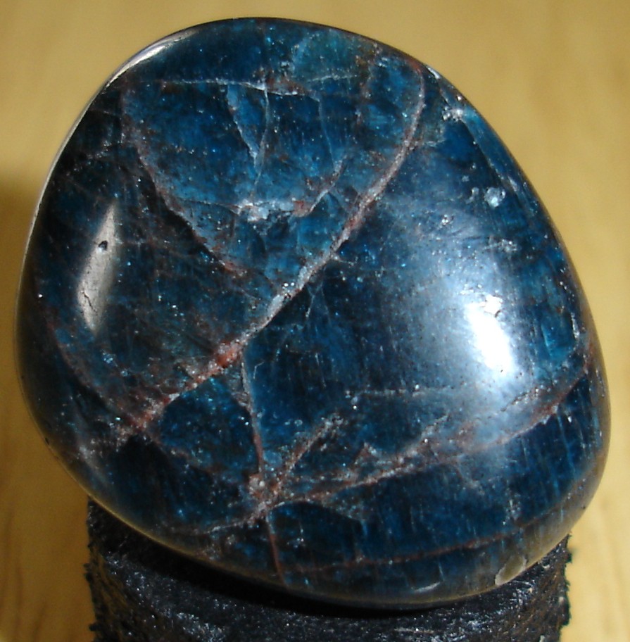 Apatite - Polie - 30 x 24 x 22 mm