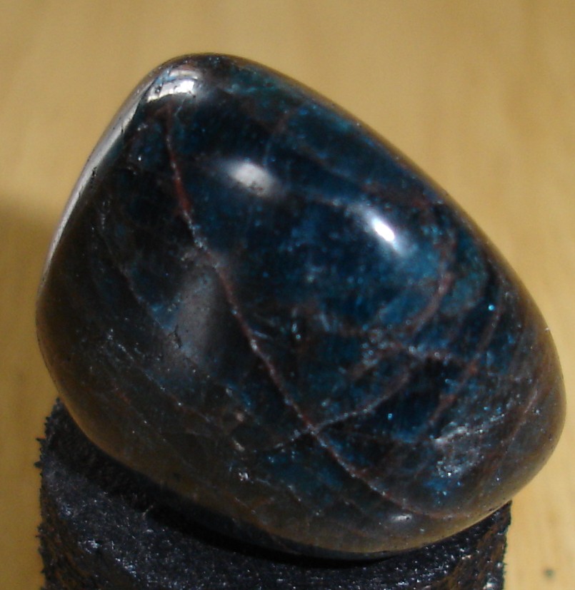 Apatite - Polie - 30 x 24 x 22 mm