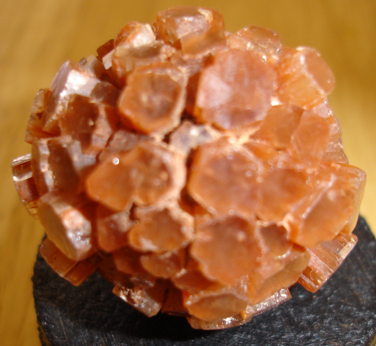 Aragonite - Brute - 33 x 30 x 32 mm