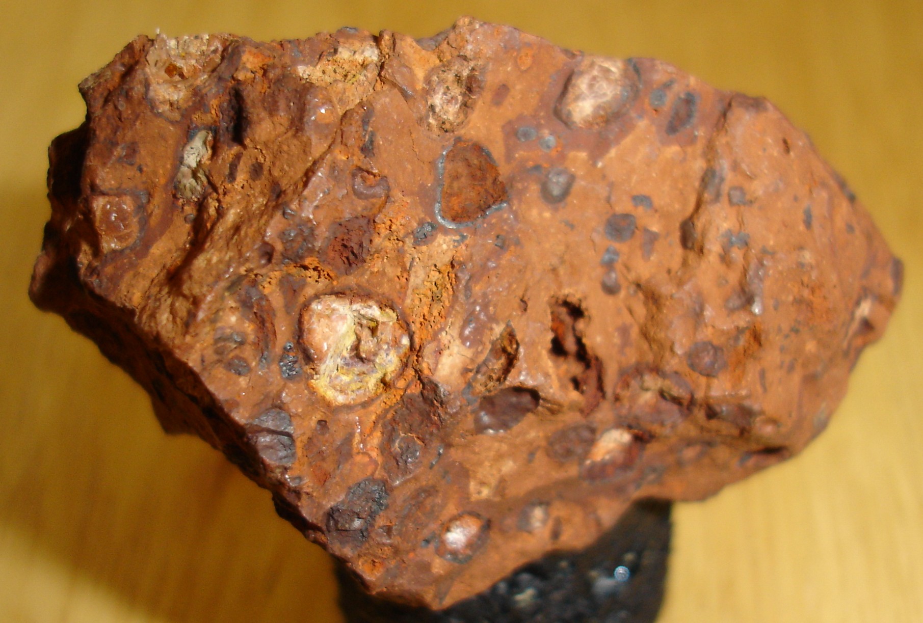 Bauxite Brute - 54 x 30 x 24 mm