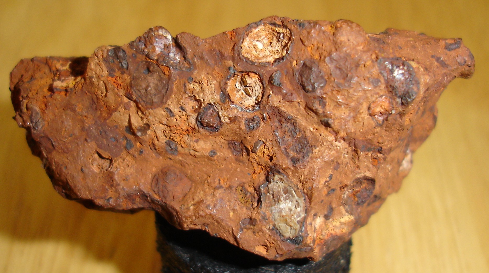 Bauxite Brute - 54 x 30 x 24 mm