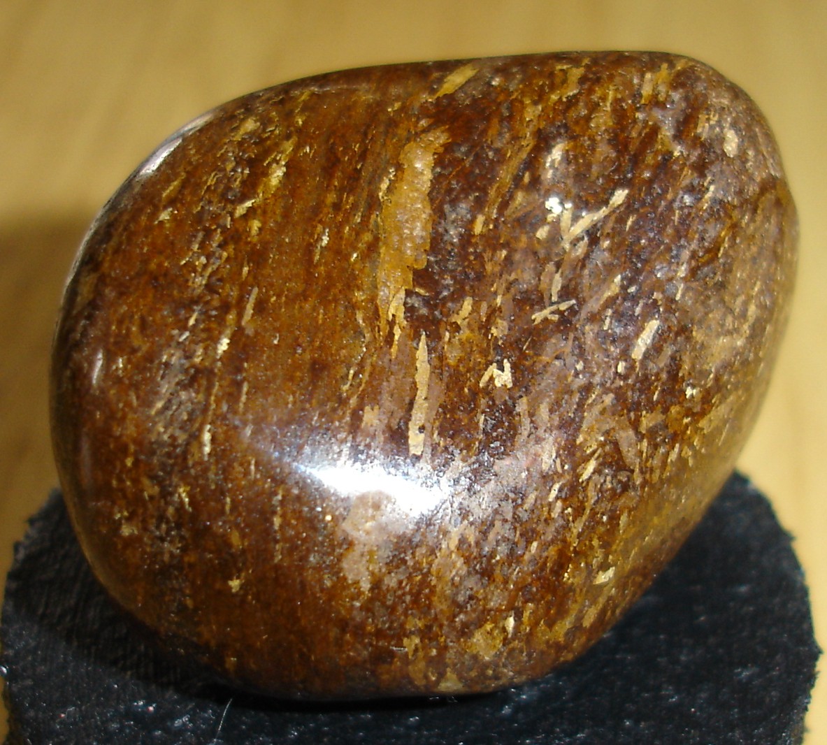 Bronzite Polie - Brsil - 38 x 27 x 22 mm - 39 gr