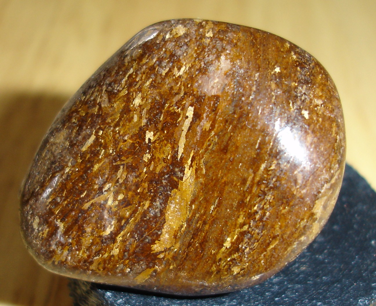 Bronzite Polie - Brsil - 38 x 27 x 22 mm - 39 gr