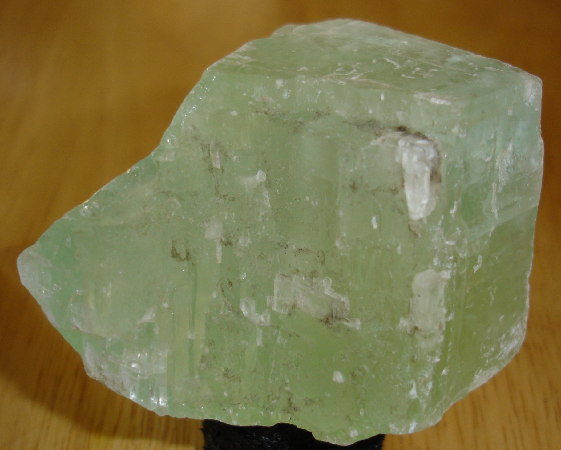 Calcite-Verte-Brute-50x42x36mm