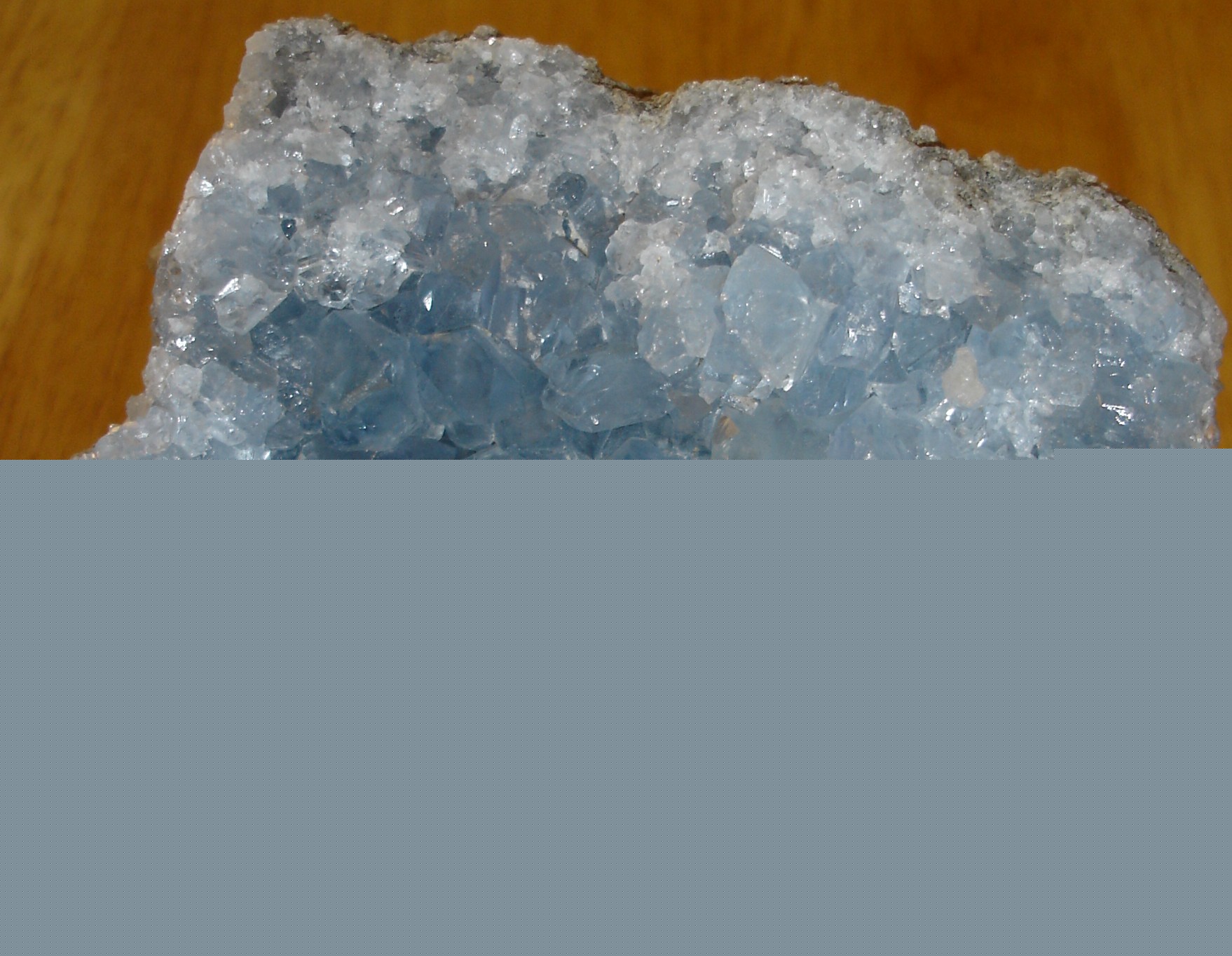 Celestine-Bleue-Bresil-Minas-Gerais-100x70x80mm-740gr