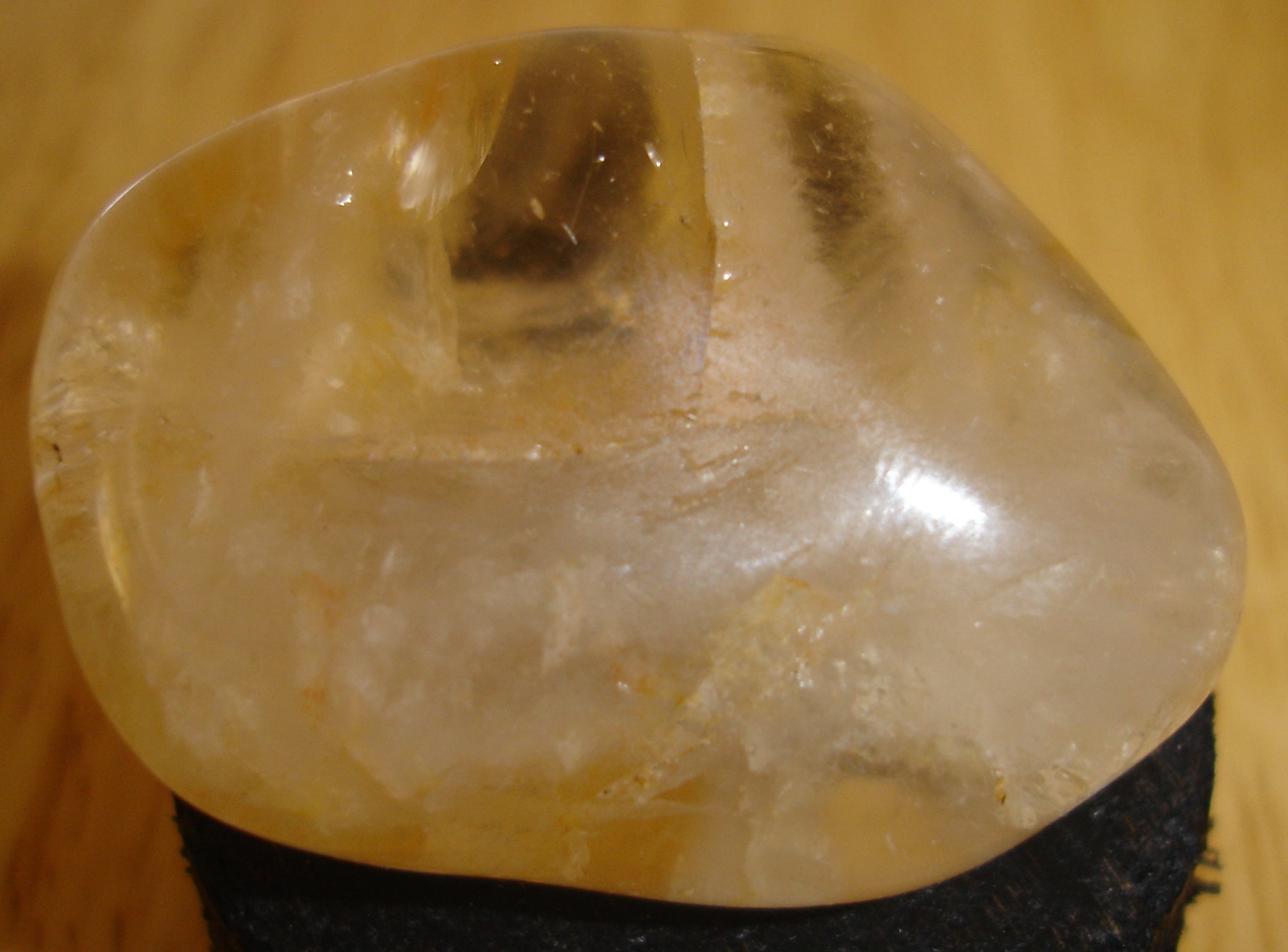 Citrine-Polie-41x31x24mm