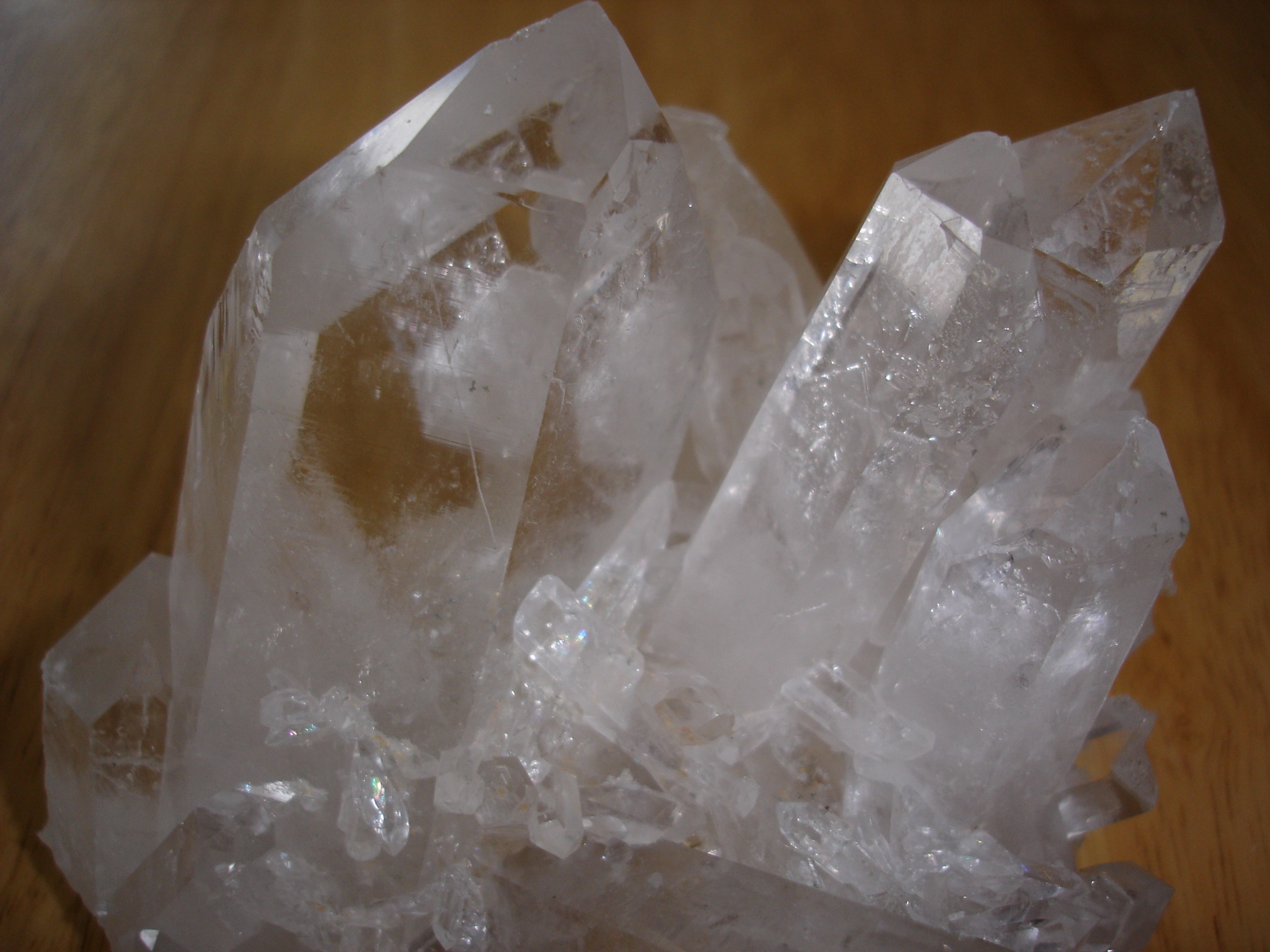 Cristal-de-Roche-Corinto-Bresil-107x93x92mm